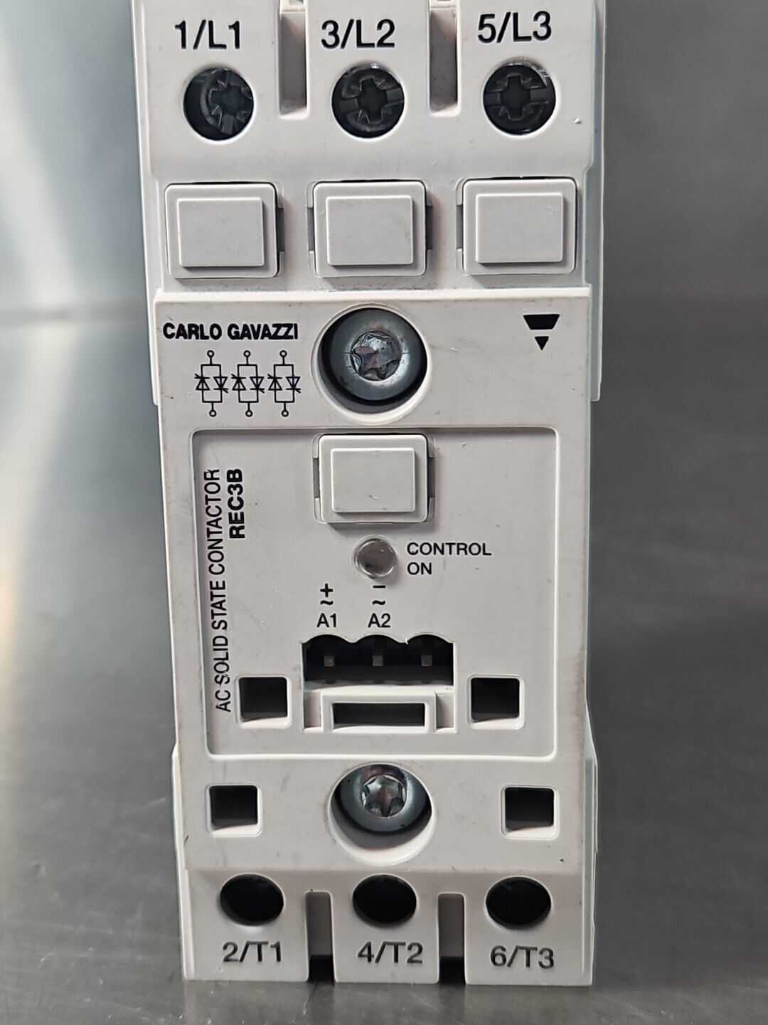 Carlo Gaazzi REC3B60D20GKE 3 Pole Contactor                              loc4B10