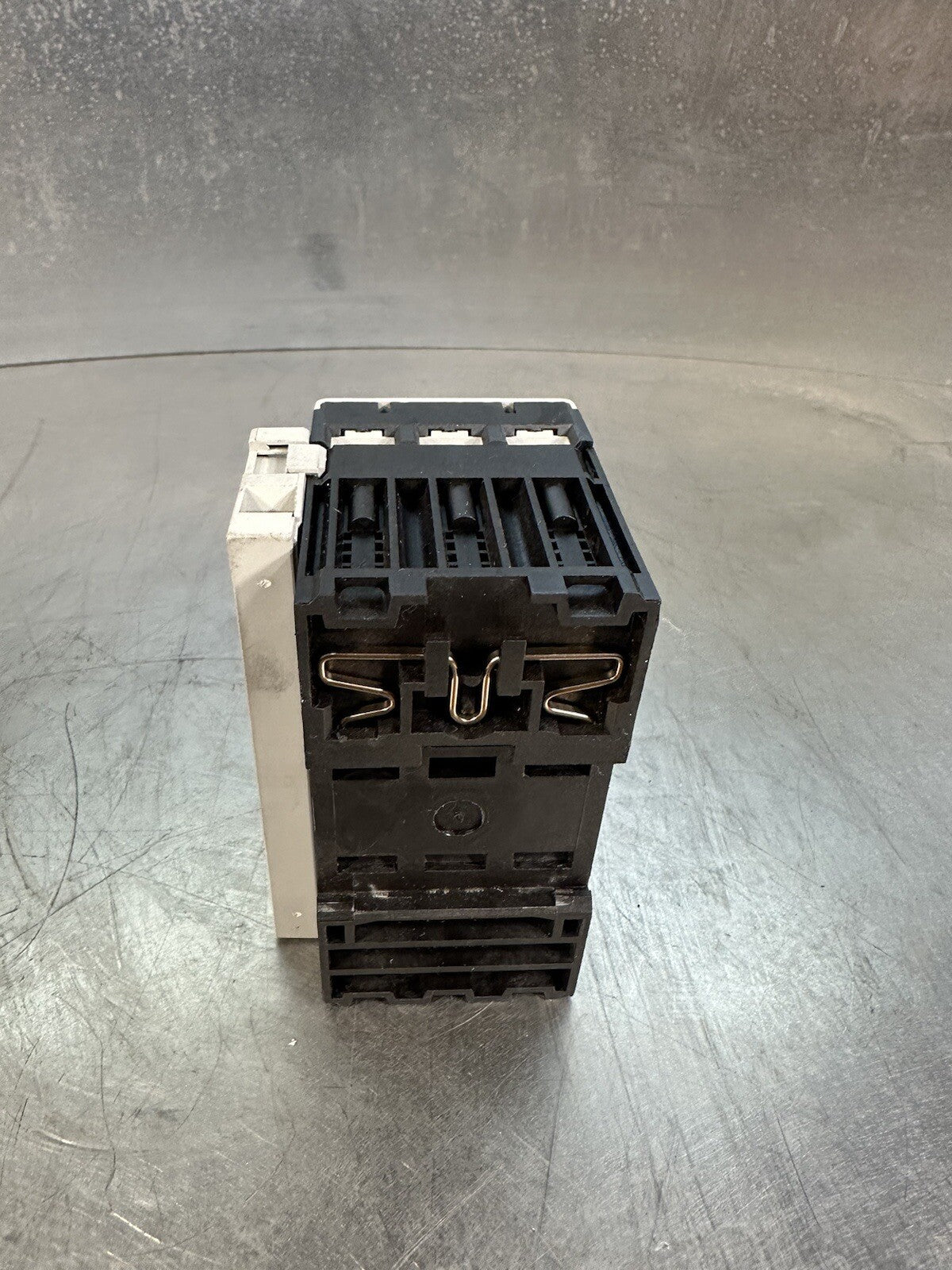 Allen Bradley 140M-D8N-C25 SC + (140M-C-A) (BIN-1.5.5)