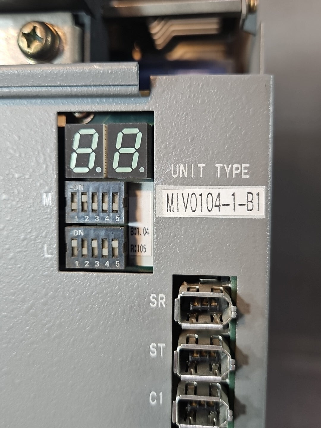 Okuma MIV0104-1-B1 Servo Drive  (BIN2.2.2)
