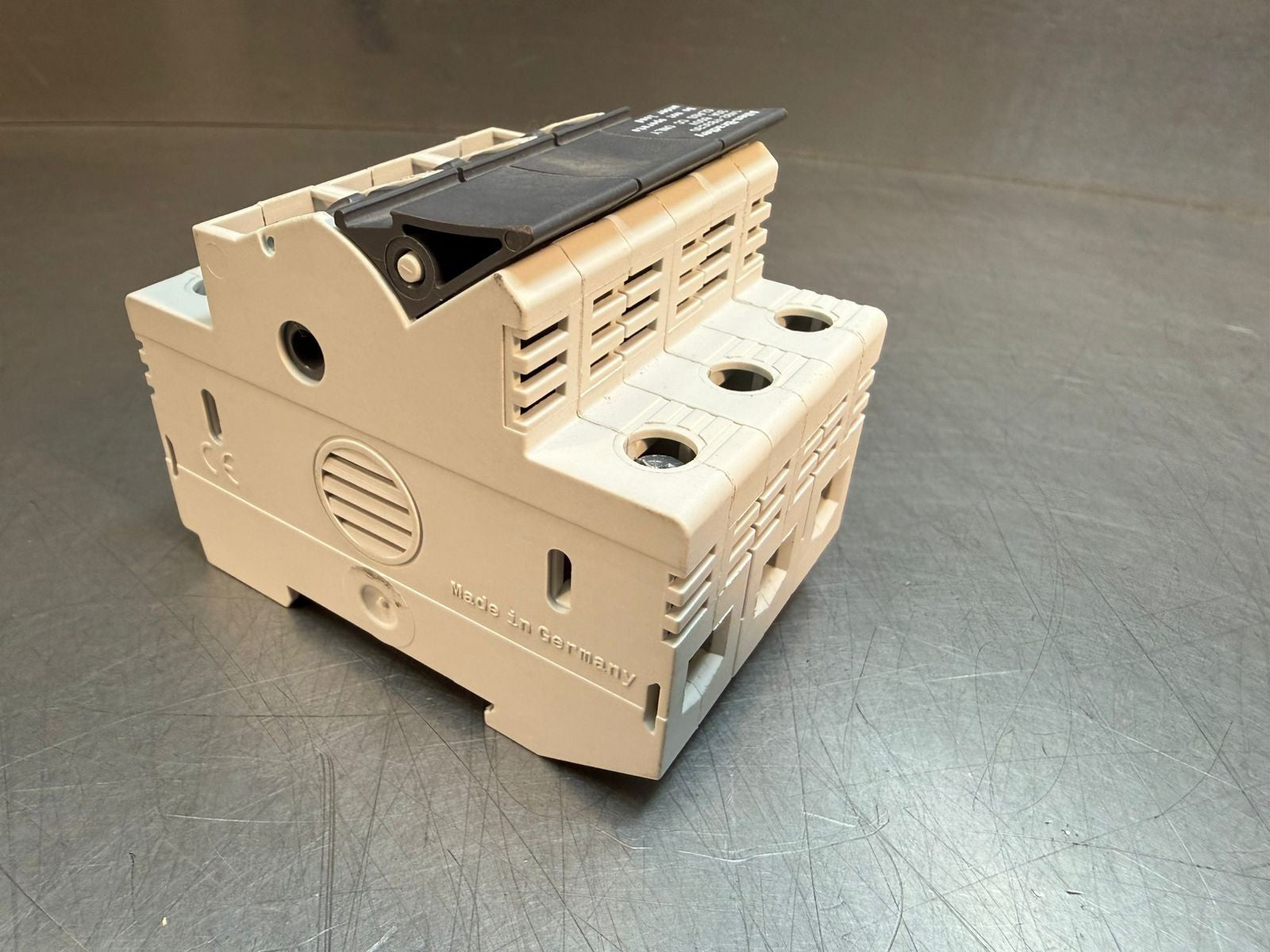 Allen-Bradley 1492-FB3C30 Fuse Holder Class 30A 600V Cl CC         (9.3.4)