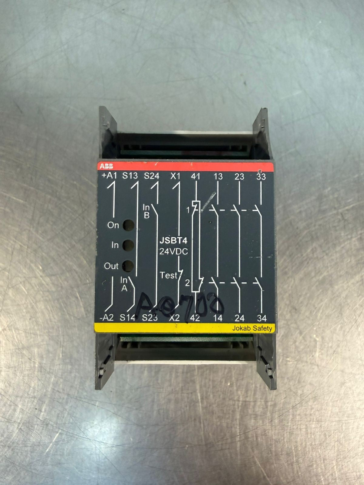 Abb 2TLA010004R0000 JSBT4 Safety Relay 24Vdc                       (3.1.1)