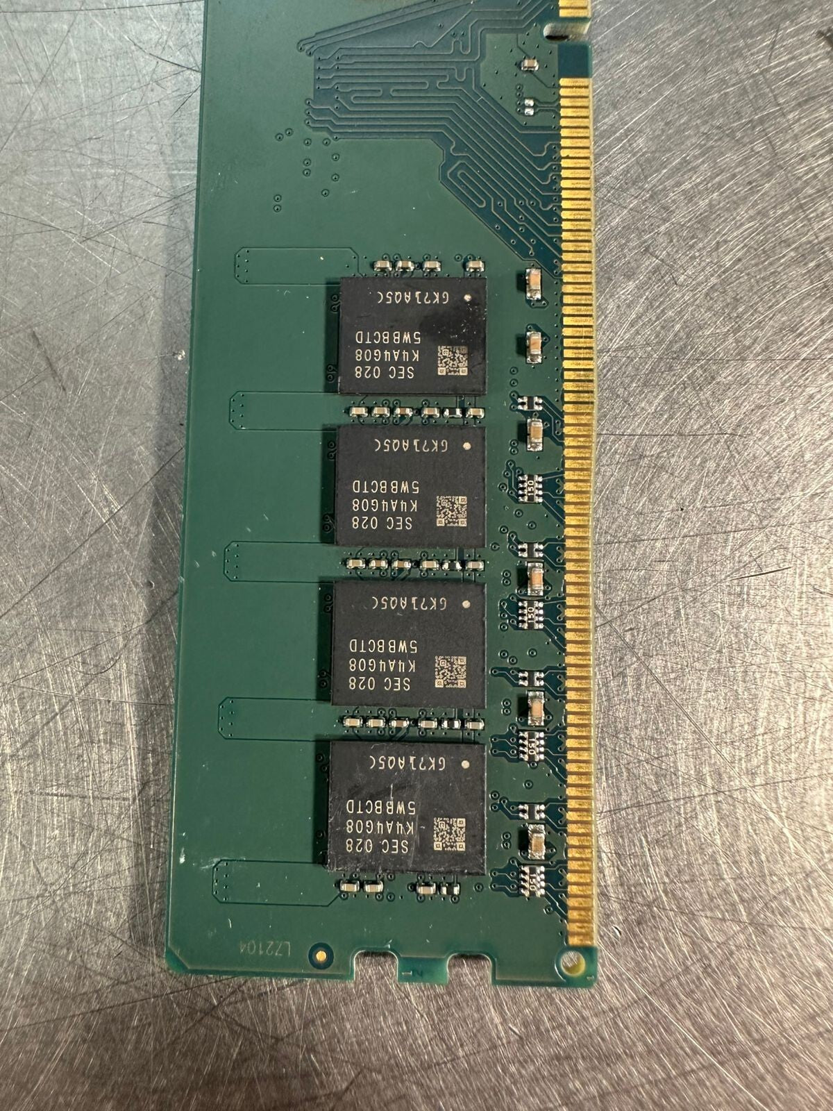 Sqp 8gb Ddr4 PC4-2400 2Rx8                                 (7.3.2)