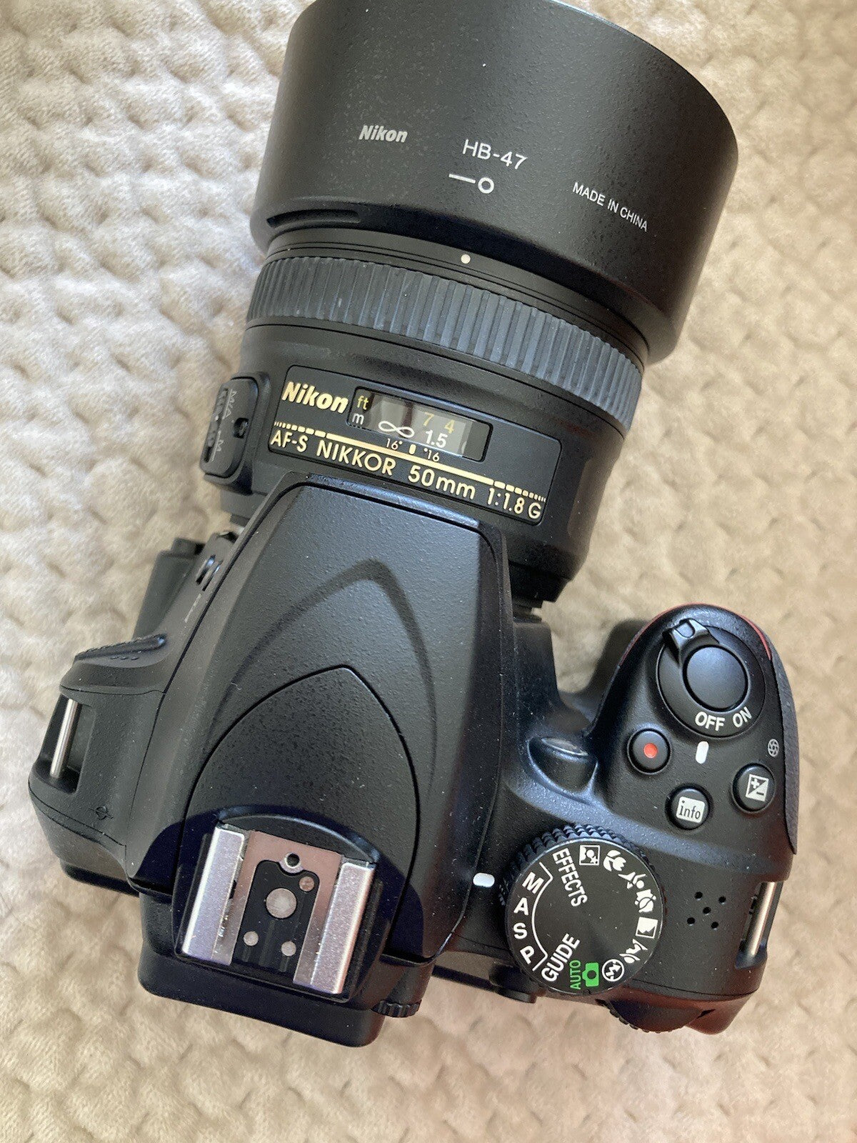 Nikon D3400 DSLR Bundle- 3 lenses, Camera Bag, Etc… Excellent Condition!!!!