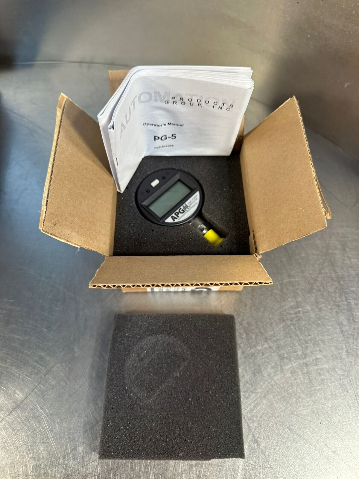 Apg PG5-100-00-PSIG  Ser. AM103 Pressure Guage/ PG510000PSIG (6C-14)
