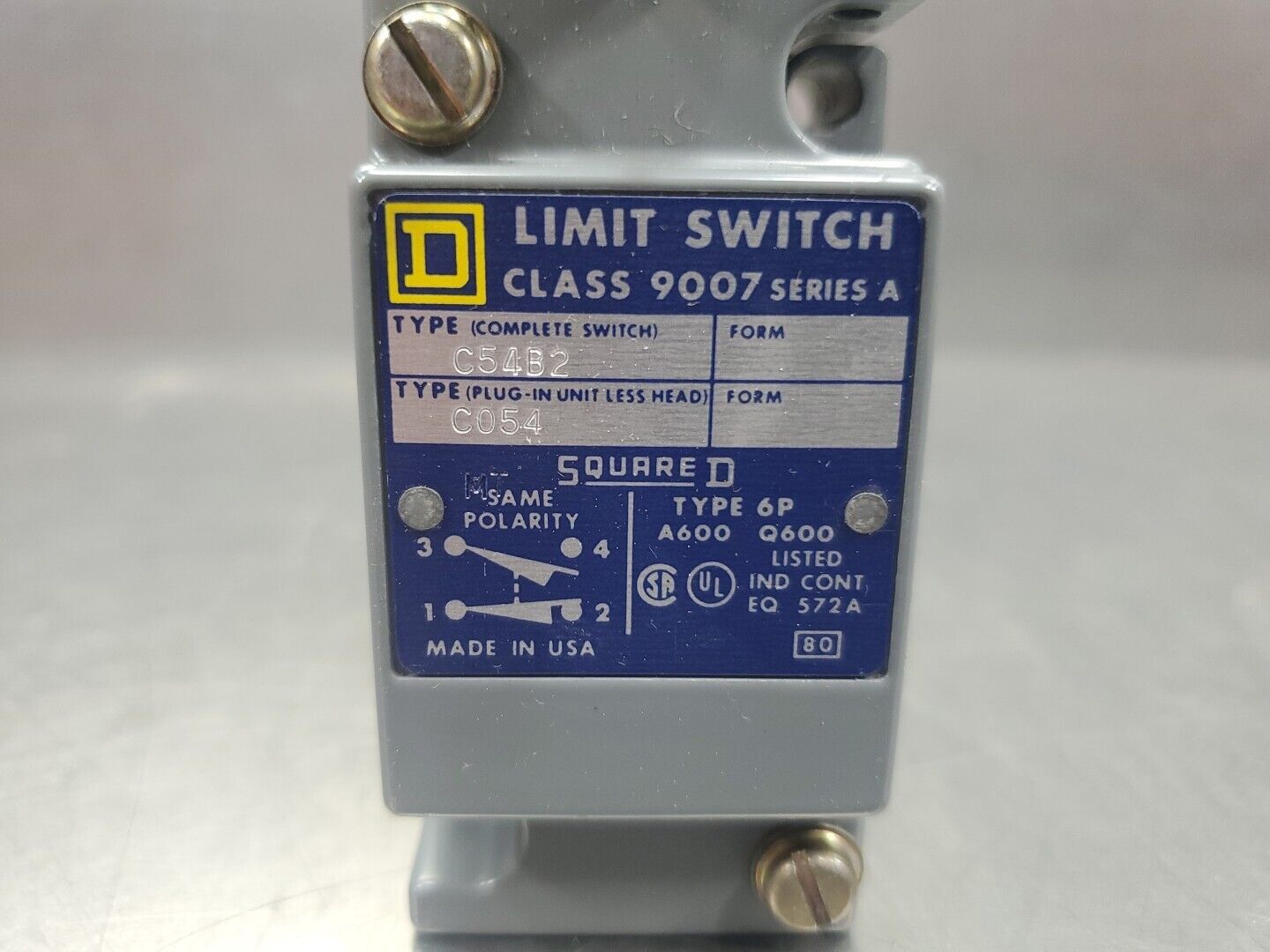SQUARE D C54B2 Class 9007 TYPE C054 LIMIT SWITCH.                          4E-34