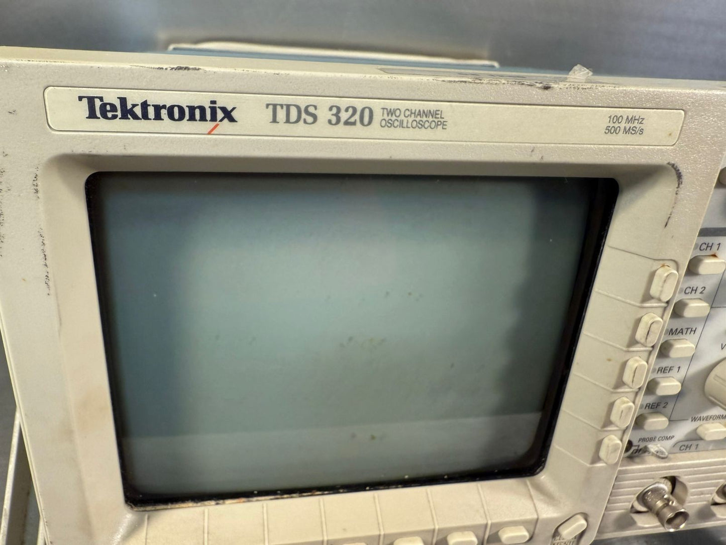 Tektronix TDS 320 100MHz 500 Ms/s  2Ch Oscilloscope                (9.4.5)
