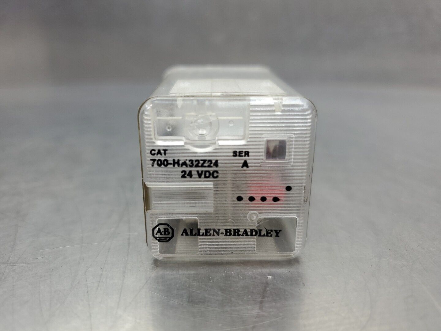 ALLEN BRADLEY 700-HA32Z24 SER A RELAY, 24VDC.                              4E-16