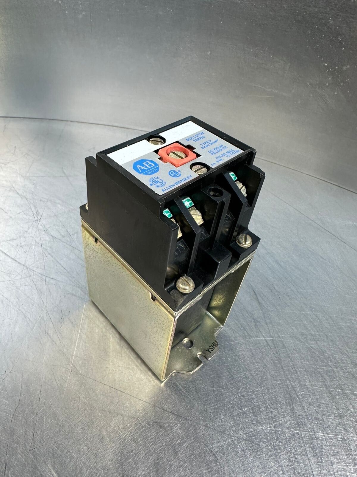 Allen Bradley 700DC-P400Z24 SER. A / 700DCP400Z24 (B-28)