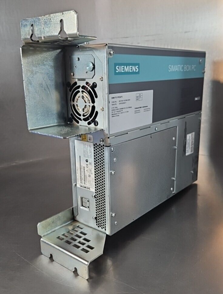 Siemens  IPC627C / 6ES7647-6CD66-0XX0 Simatic Box Pc                    (BIN562)