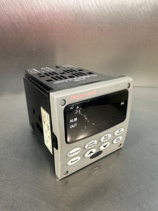 Honeywell DC2500-CE-0B00-200-00000-E0-0 UDC2500 CONTROLLER               (2.1.3)