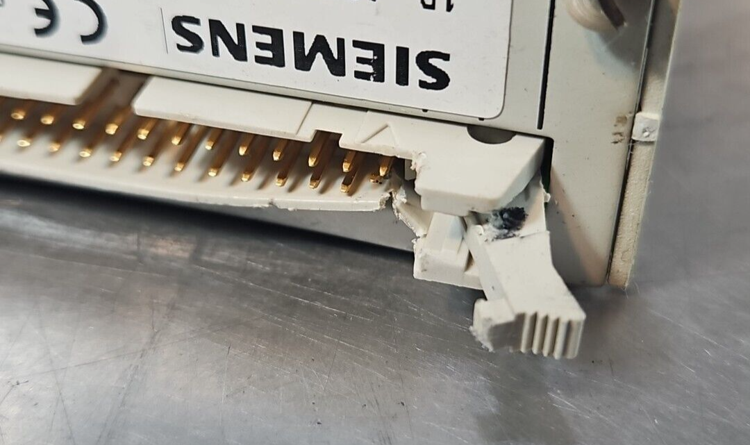 Siemens 6SN1118-0DM21-0AA0 Dual Axis Control Module  (BIN1.5.5)