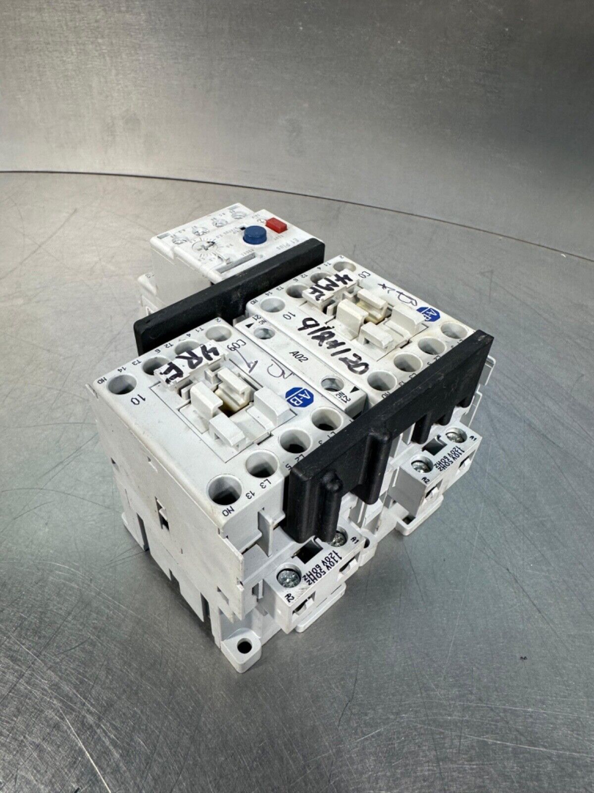 Allen-Bradley 104-C09D22 Reversing Contactor 100-C09*10 w/ 193ED1CB (4E-29