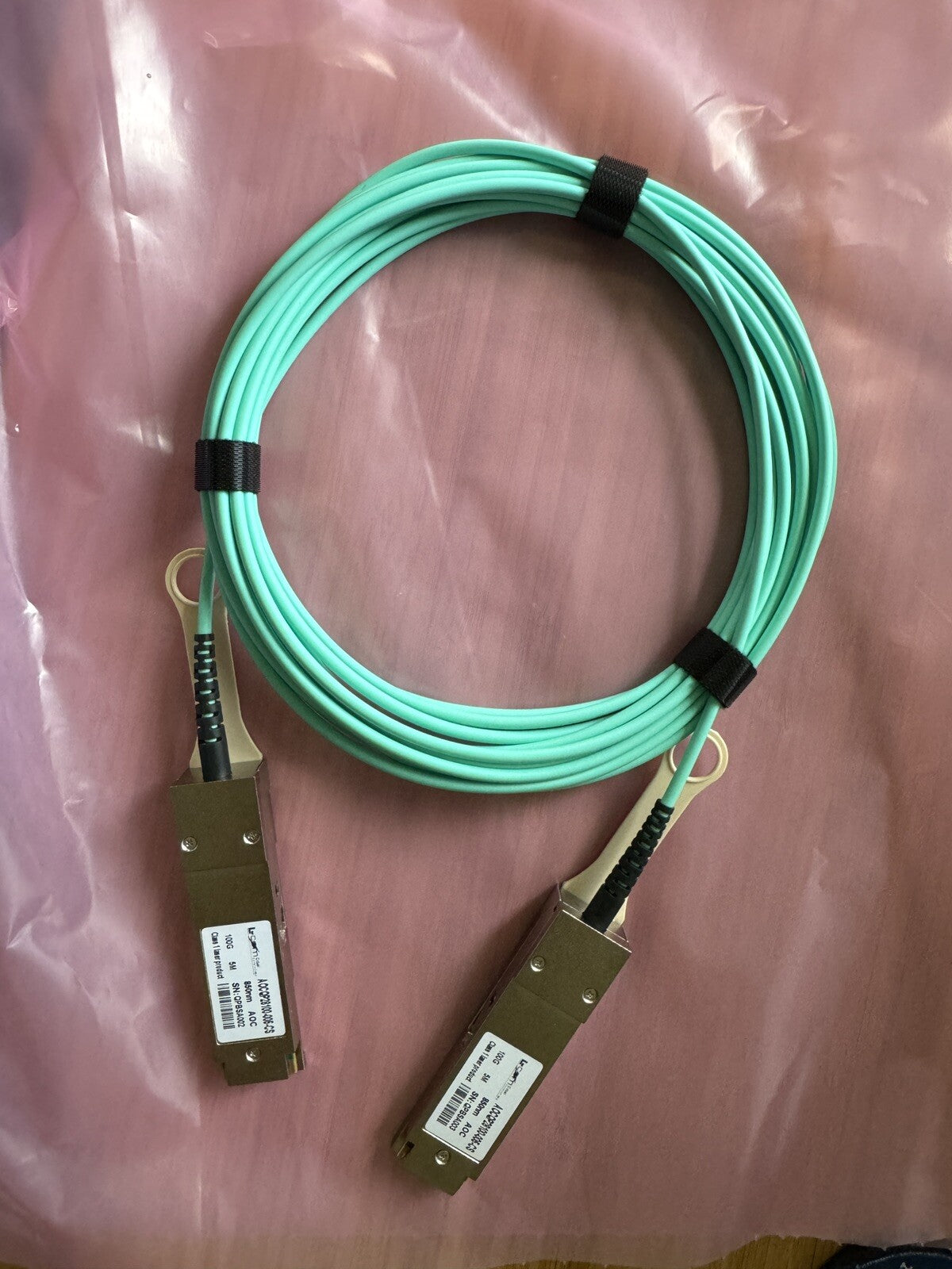 Active Optical Cable QSFP28 100Gbps, 5M, Cisco Compat/AOCQP28100-005-CS (BIN461)