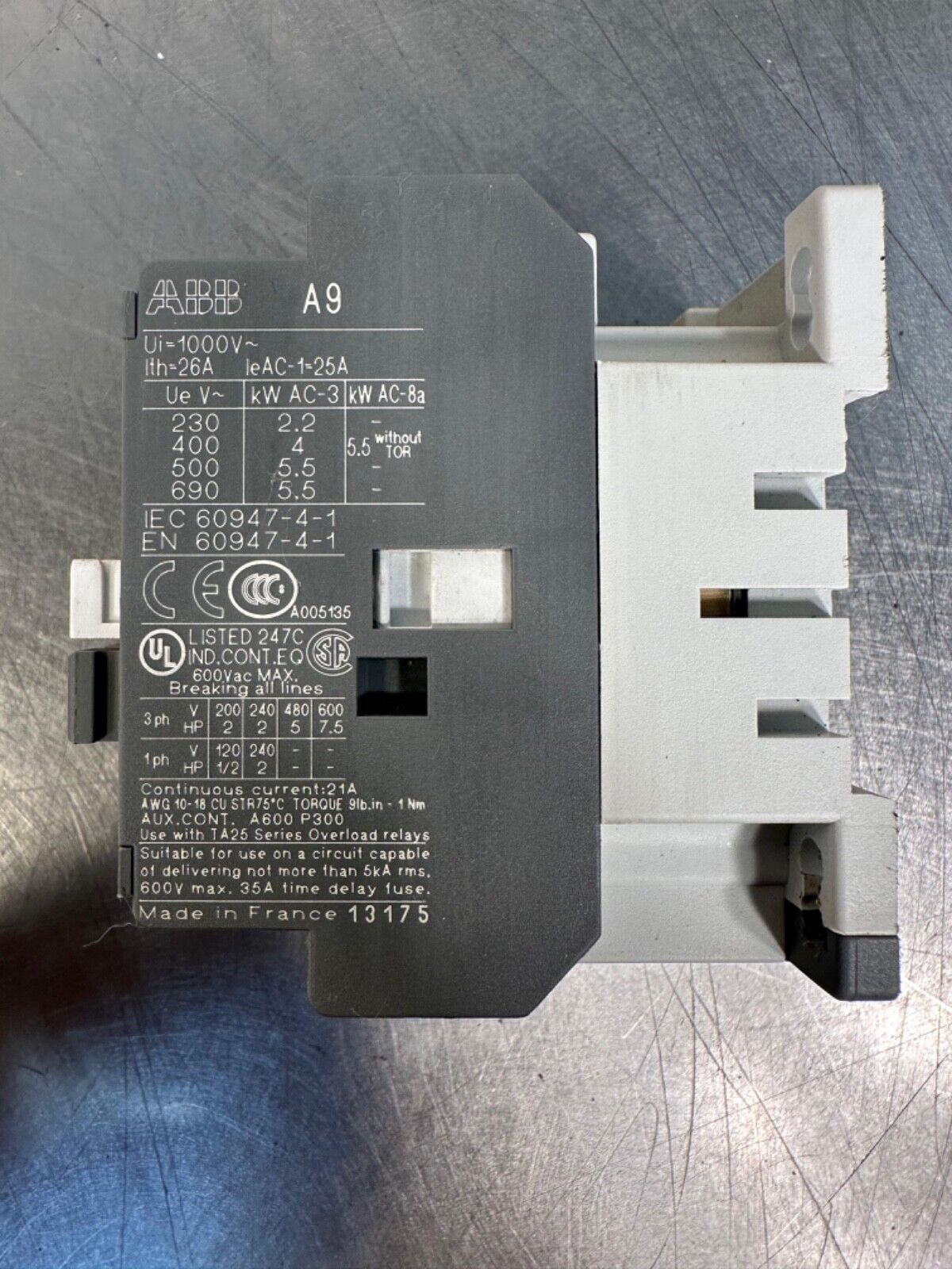 Abb AC Contactor A9-30-10  / A93010  (4B-31)