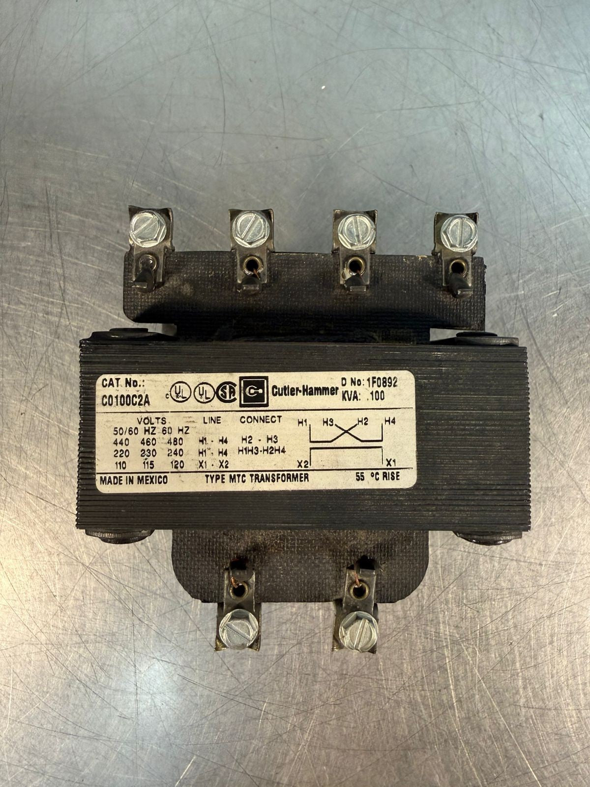 Cutler-Hammer C0100C2A Control Transformer 50/60 Hz                (9.3.3)