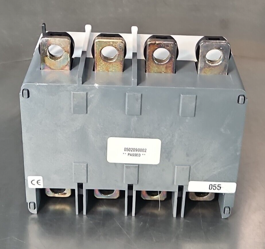 Cutler Hammer ELLBN4400W 4Pole Ground Fault Protector                   (BIN453)