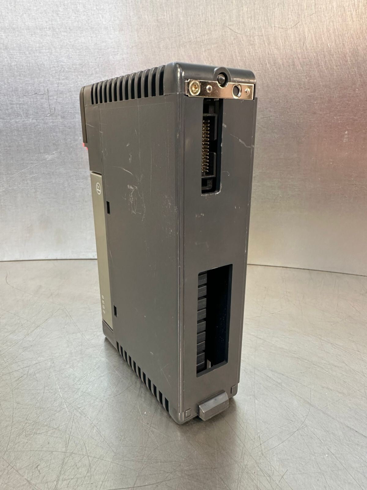 Plc Direct D4-16TA 18-240Vac 10mA-0.5A  50/60Hz   (5.4.5)