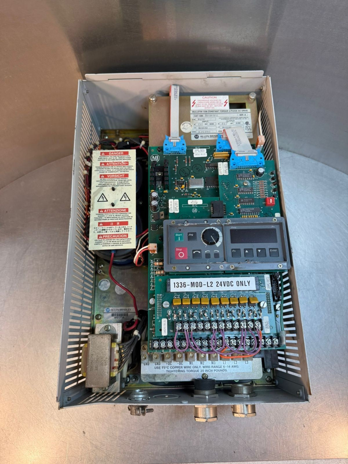 Allen Bradley 1336-B010-EAD AC Drive 1336-B010-EAD -FA2-L2         (8.2.8)