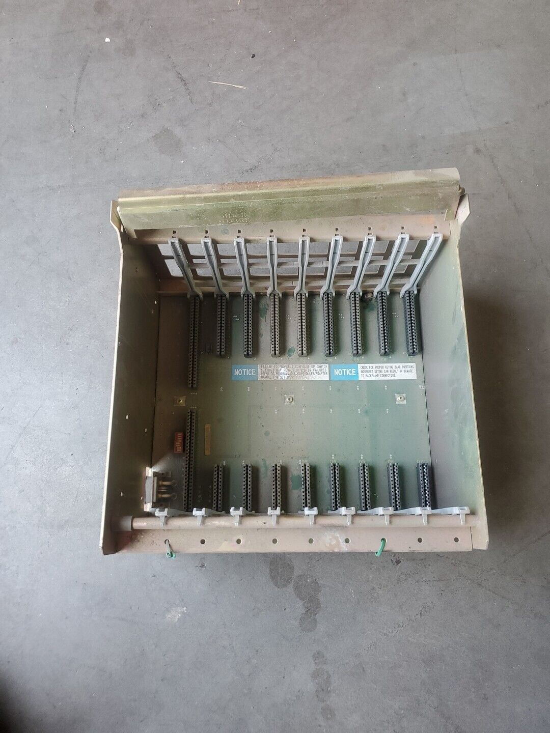 Allen Bradley 1771-A2B Ser. B Rev K01 8-Slot I/O Chassis.                  3A-36