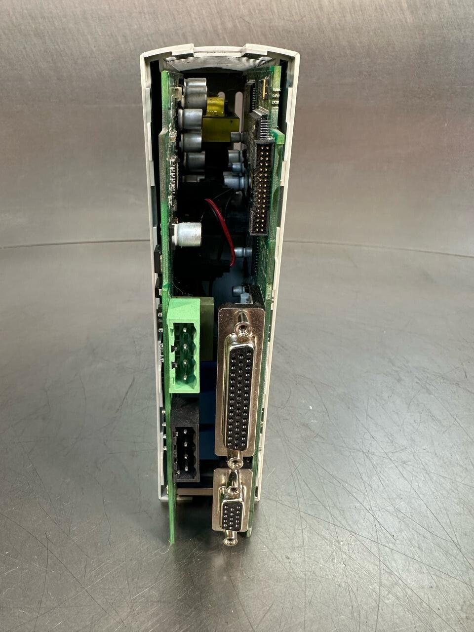 Allen Bradley 2093-AMP1 /A Axis Module (6.2.2)