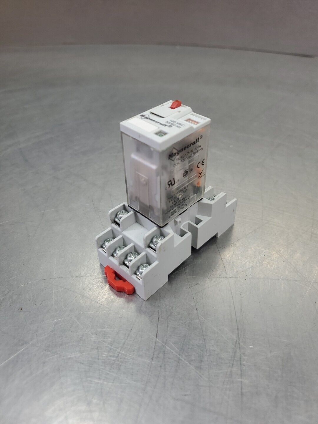 Magnecraft 782XDX2M4L-120A Relay w/ Magnecraft 70-461-1 Base.              4D-33