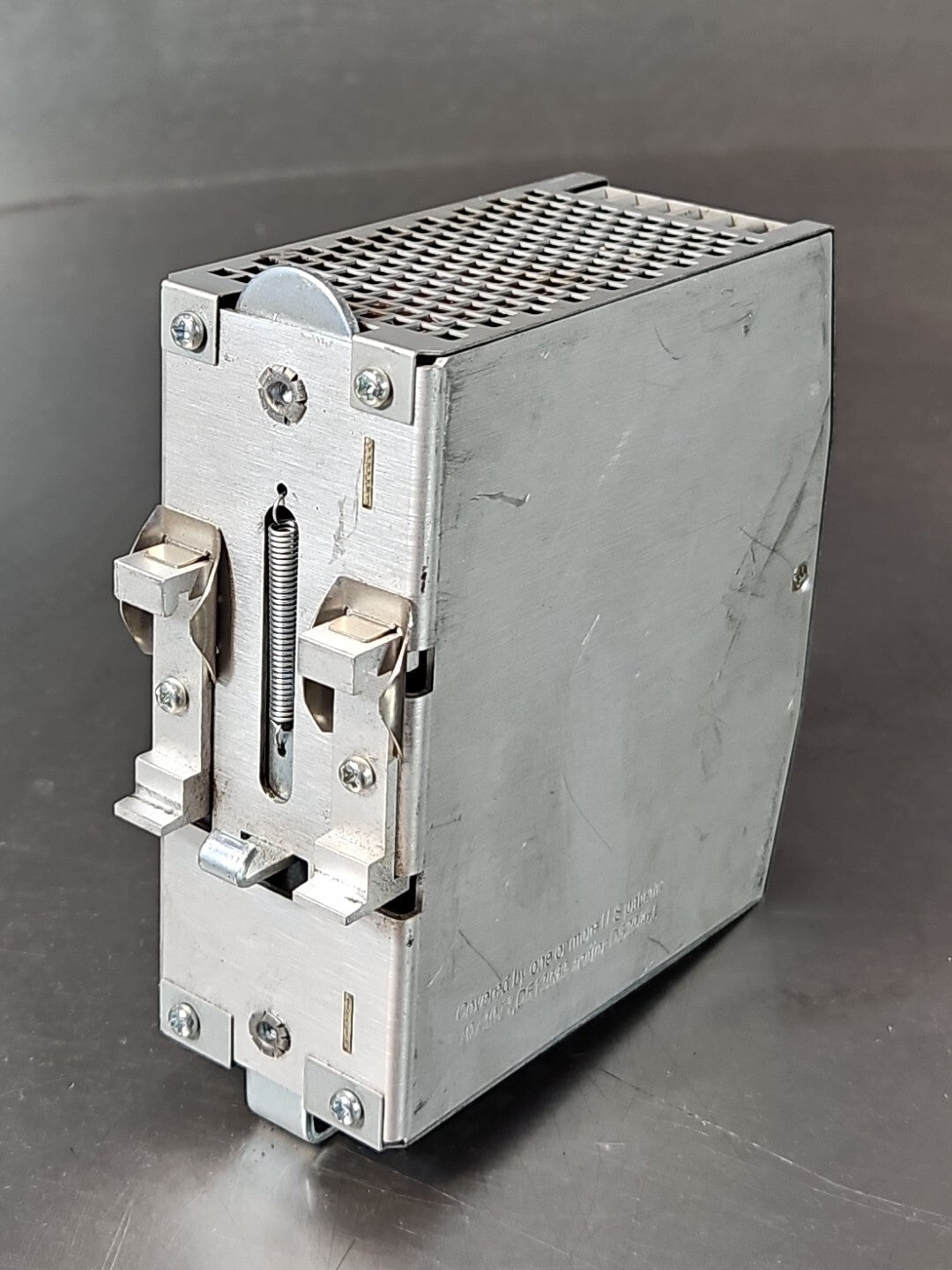 Emerson SOLA SDN-2.5-24-100P Power Supply 115/230 VAC 50/60 Hz 2.4 A    (BIN243)