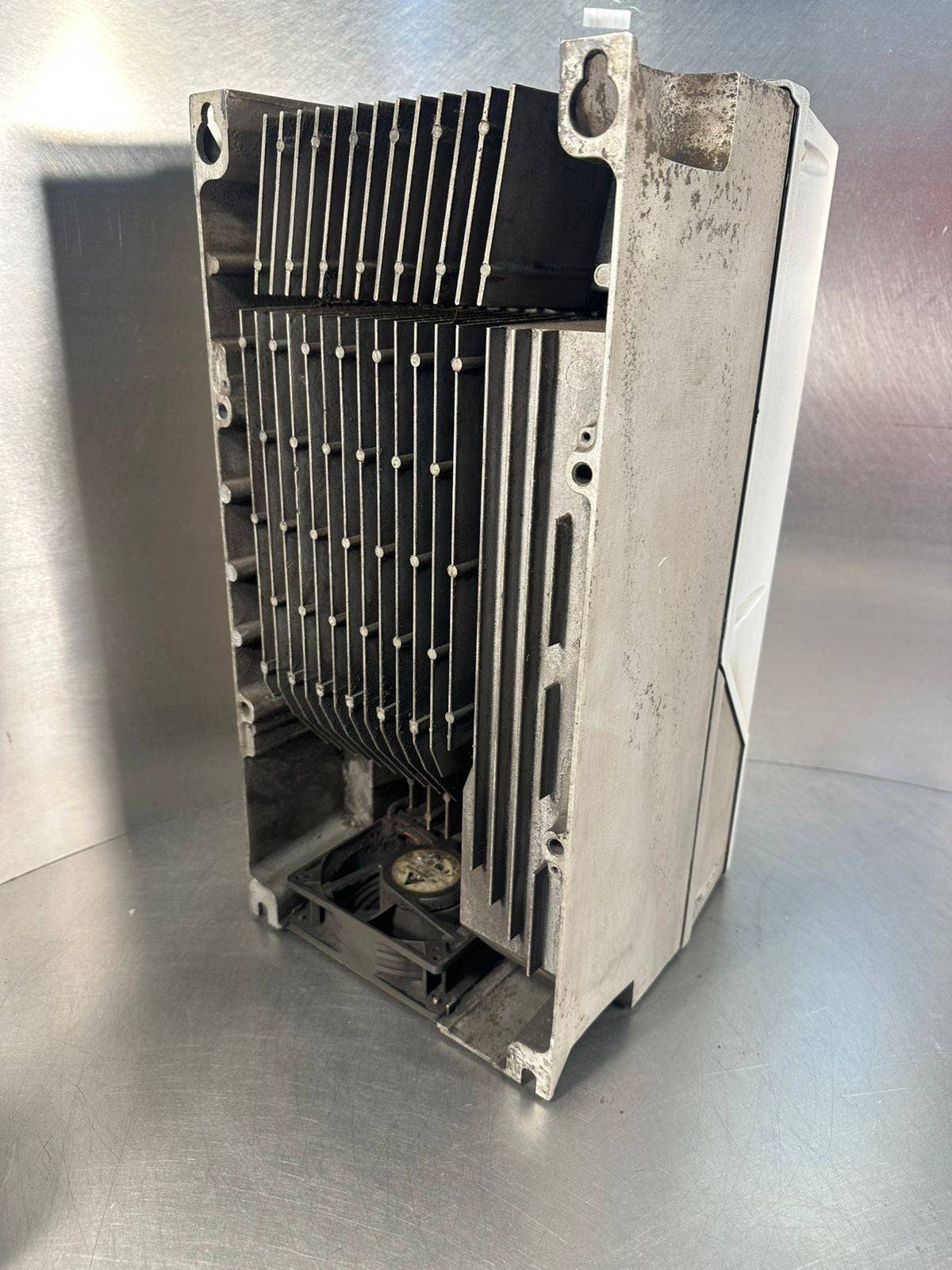 Ge AF-650 GP AC Drive 6KGP43015X2XXXA1 11/15kW 15/20Hp 460V        (9.4.3)