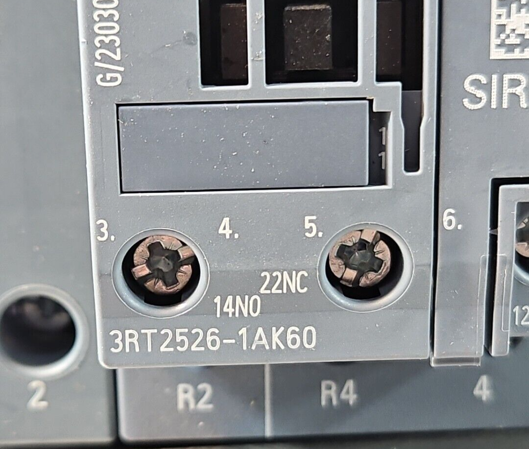 Siemens 3RT25261AK60 4Pole Contactor 25A 11kW 120Vdc Coil               (BIN412)