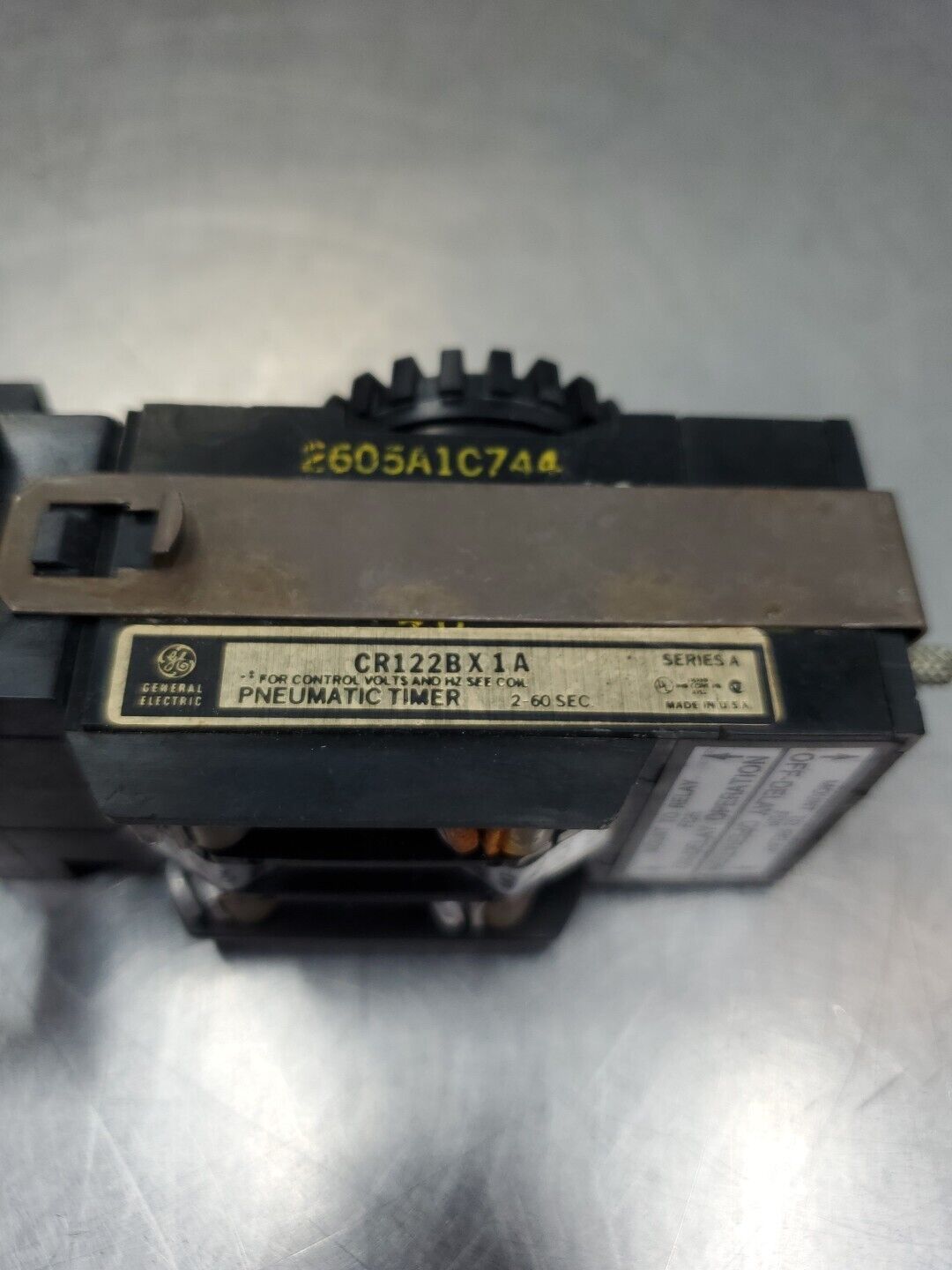 GE CR122BX1A Ser A Pneumatic Timer, 2-60 Sec.                              4D-31