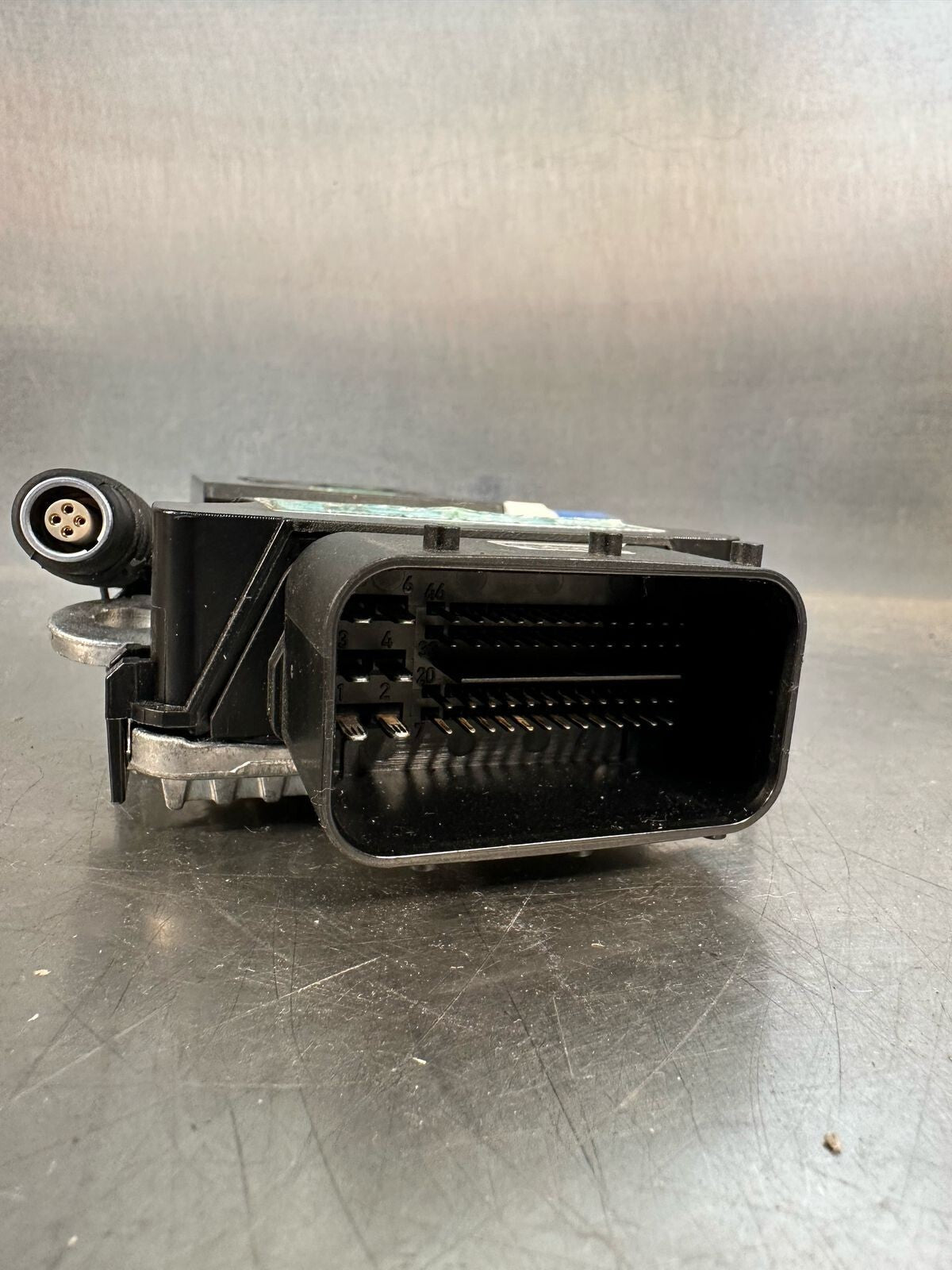 Zf ES11-1032      1312030048                                   (6.4.5)