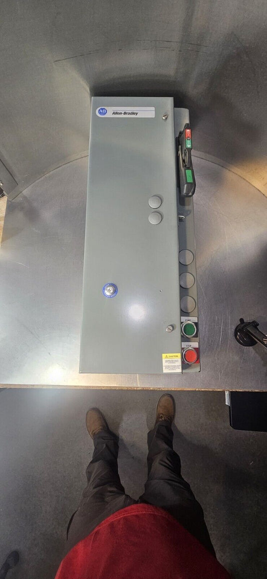 Allen Bradley 512-CFB-1-6XP-25R / 500F-CO*930 / TRS40R Combination Starter.  L4E