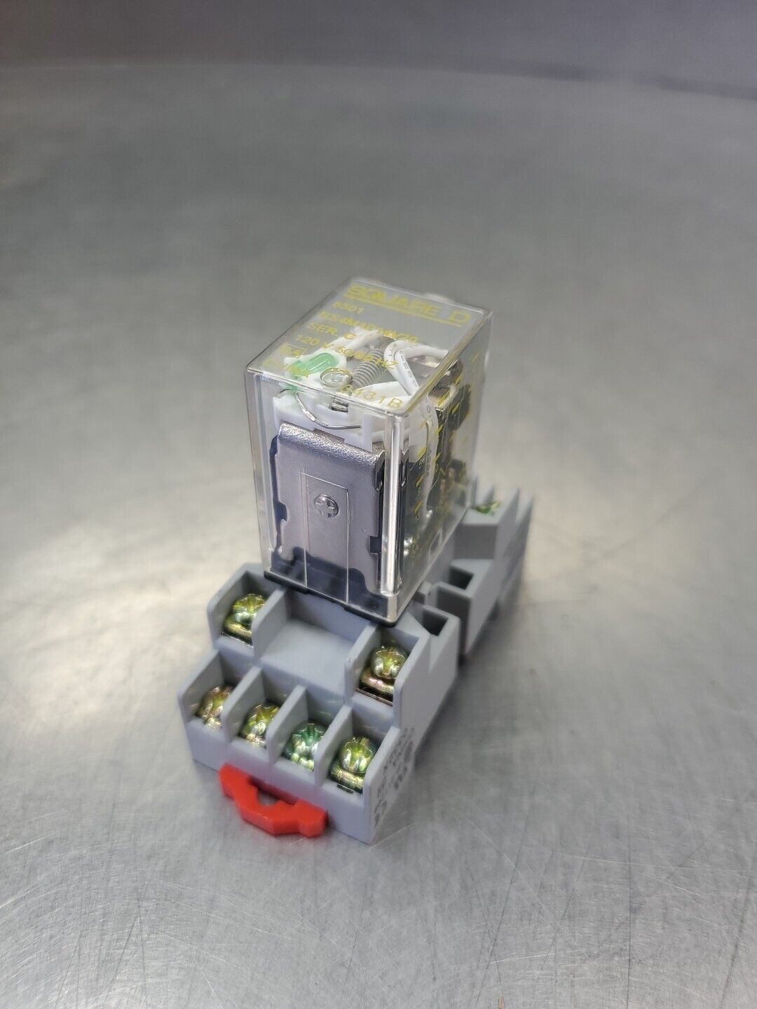 SQUARE D 8501RS4M1P14V20 GP RELAY, w/8501NR45 Base.                        4C-43