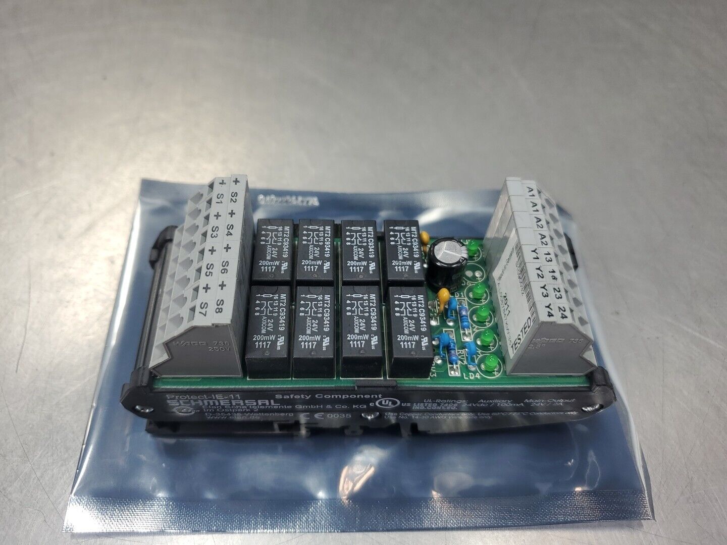 SCHMERSAL Protect-IE-11 Safety Component Module.                          5E-7/2