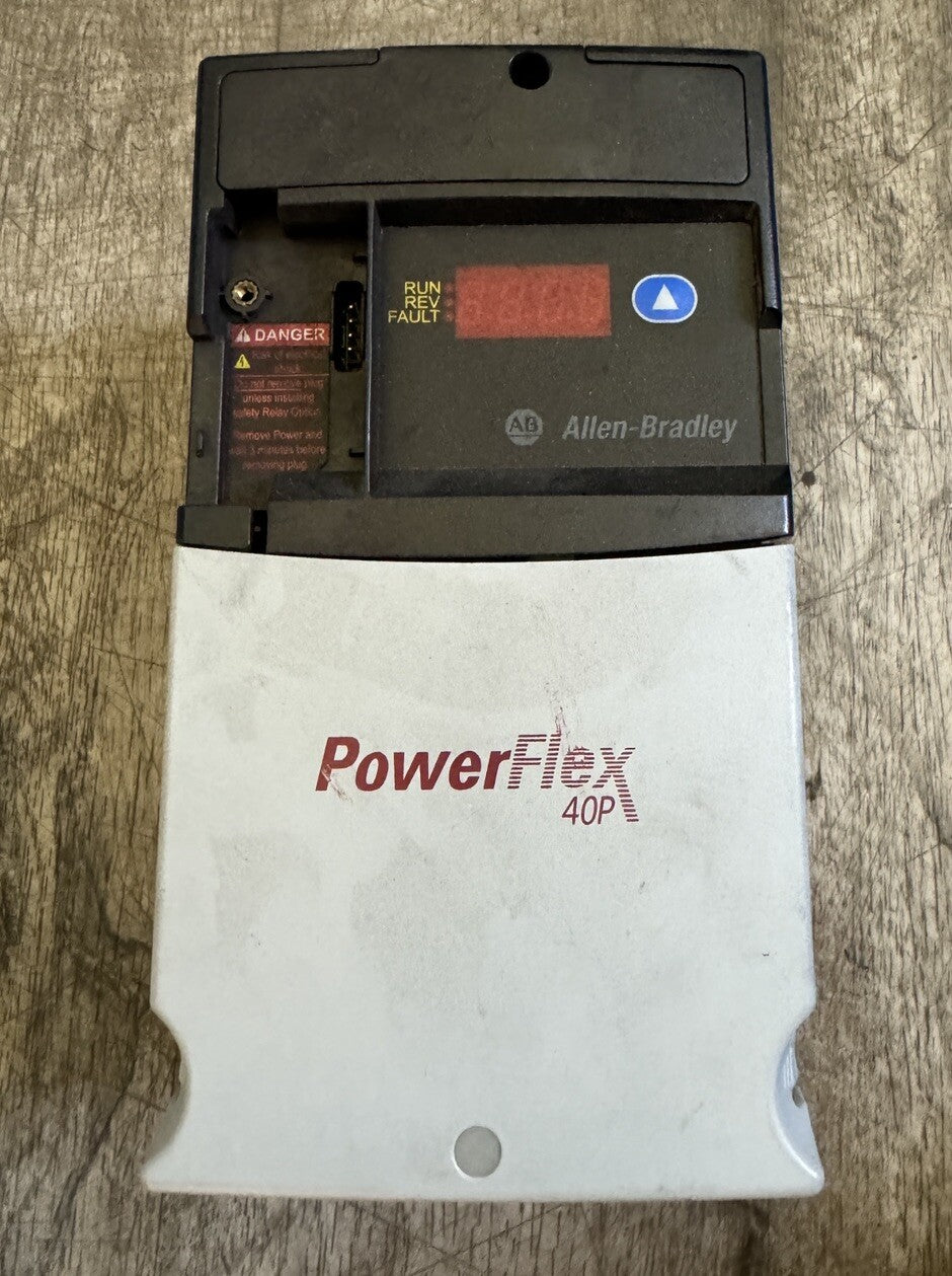 Allen-Bradley 22D-D1P4N104 Power Flex 40P  480 VAC AC Driver (bin1.4.5)