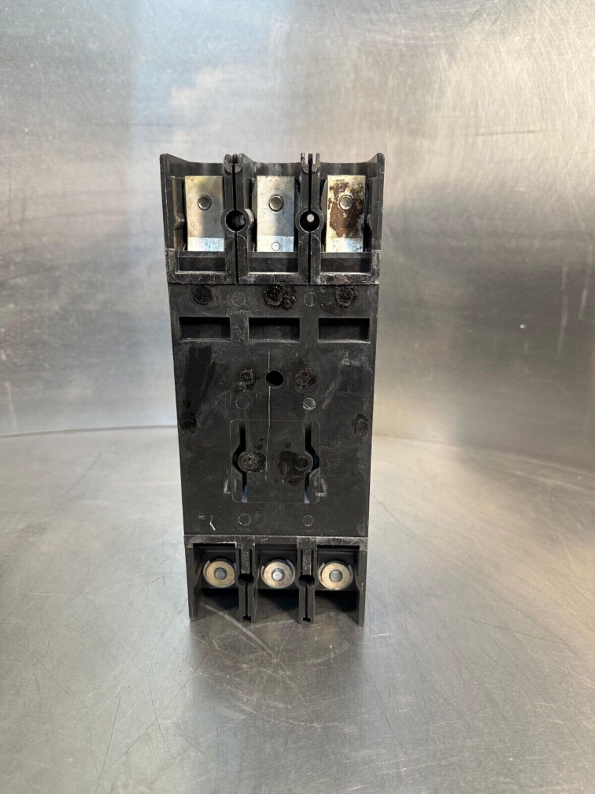 GE General Eletric TFK236Y225 3 Pole 225 Amp 600V (4A-28)