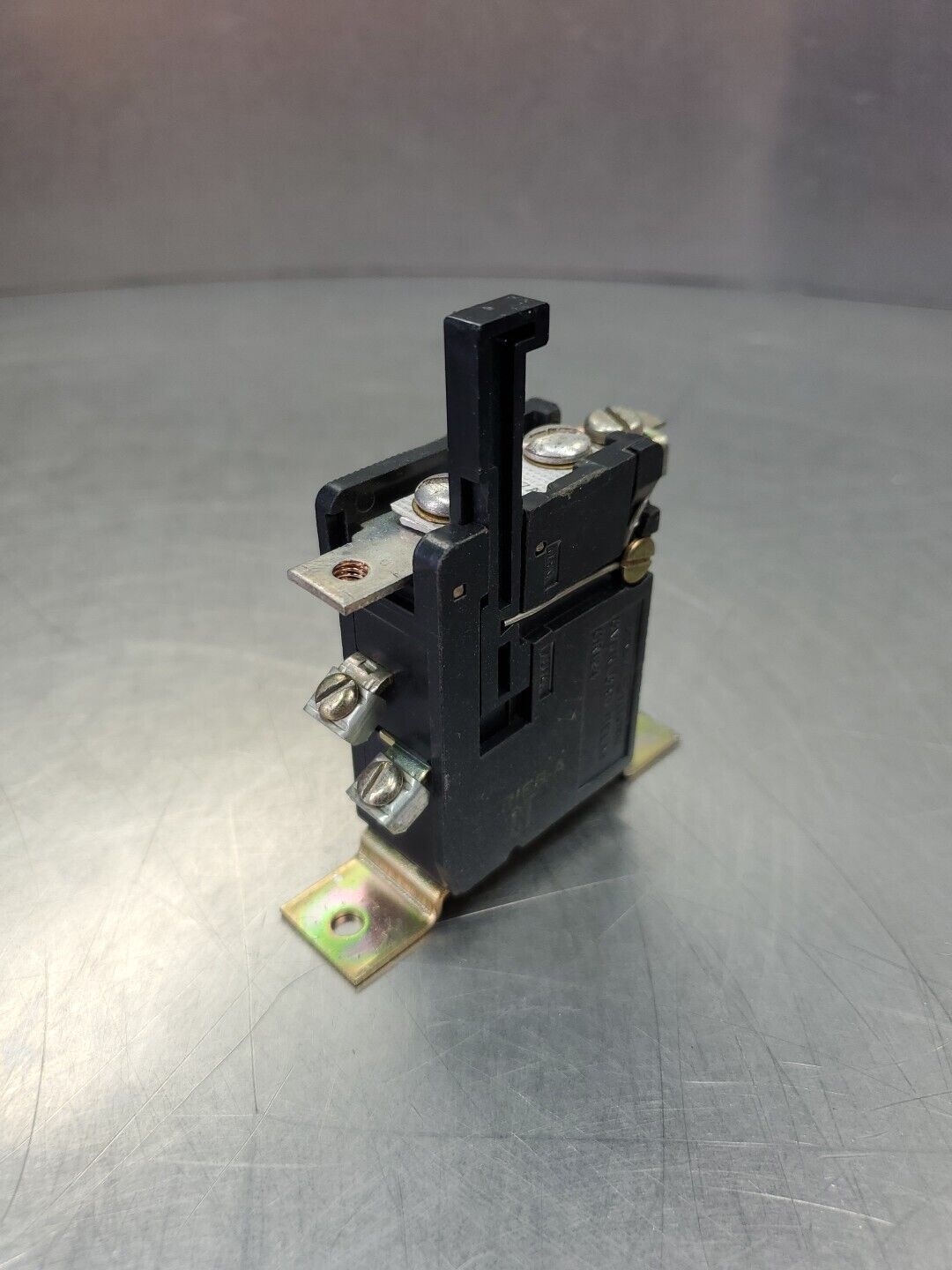 GENERAL ELECTRIC CR124C028 RELAY, 600VAC STD Pilot Duty.                   4C-38