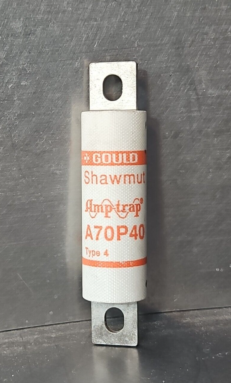 Gould shawmut  A70P40 Semiconductor fuse                             Loc4D30