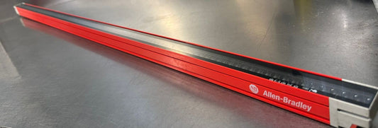 Ab  450L-B4FN1050YD /A Guardshield Transceiver 1050mm 24v-dc       (8.3.6)