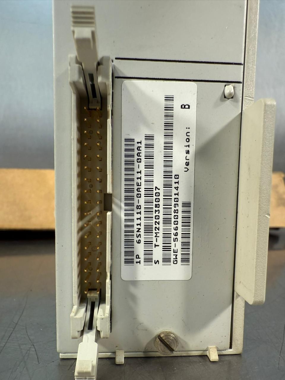 Siemens 6SN1118-0AE11-0AA1 Ver. B    6SN11180AE110AA1              (2.2.4)