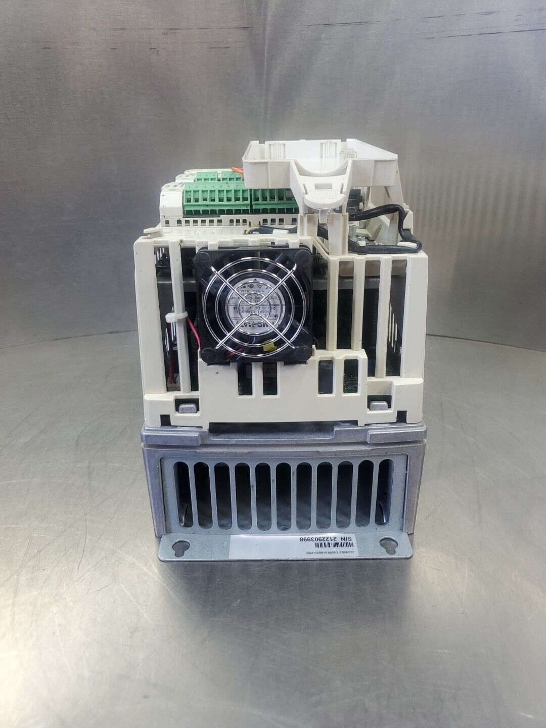 ABB ACS800-U1-0009-5+N685+P901 Drive, 7.5HP 10A 3PH.                     1D-15.1