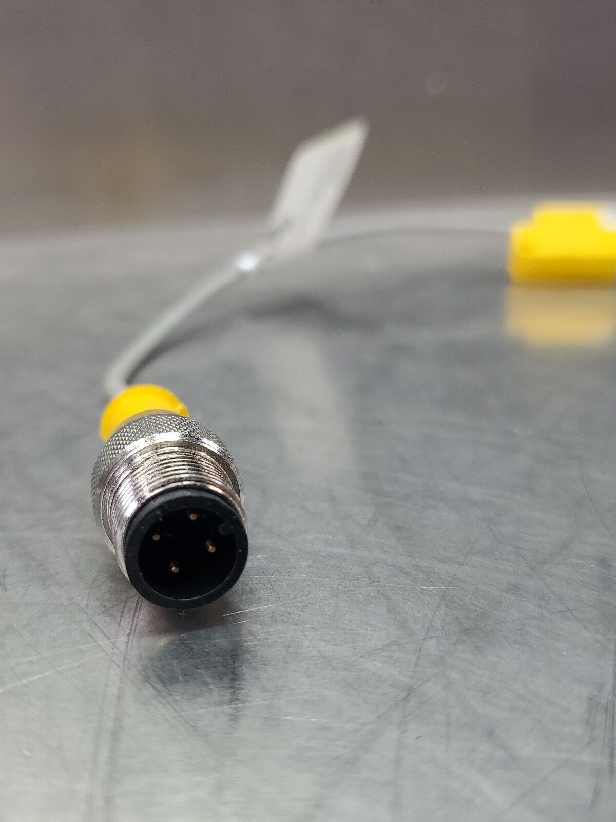 TURCK BI 2-Q10S-AP6X-0.2M-RS 4T Inductive Proximity Sensor.        5E-35/1