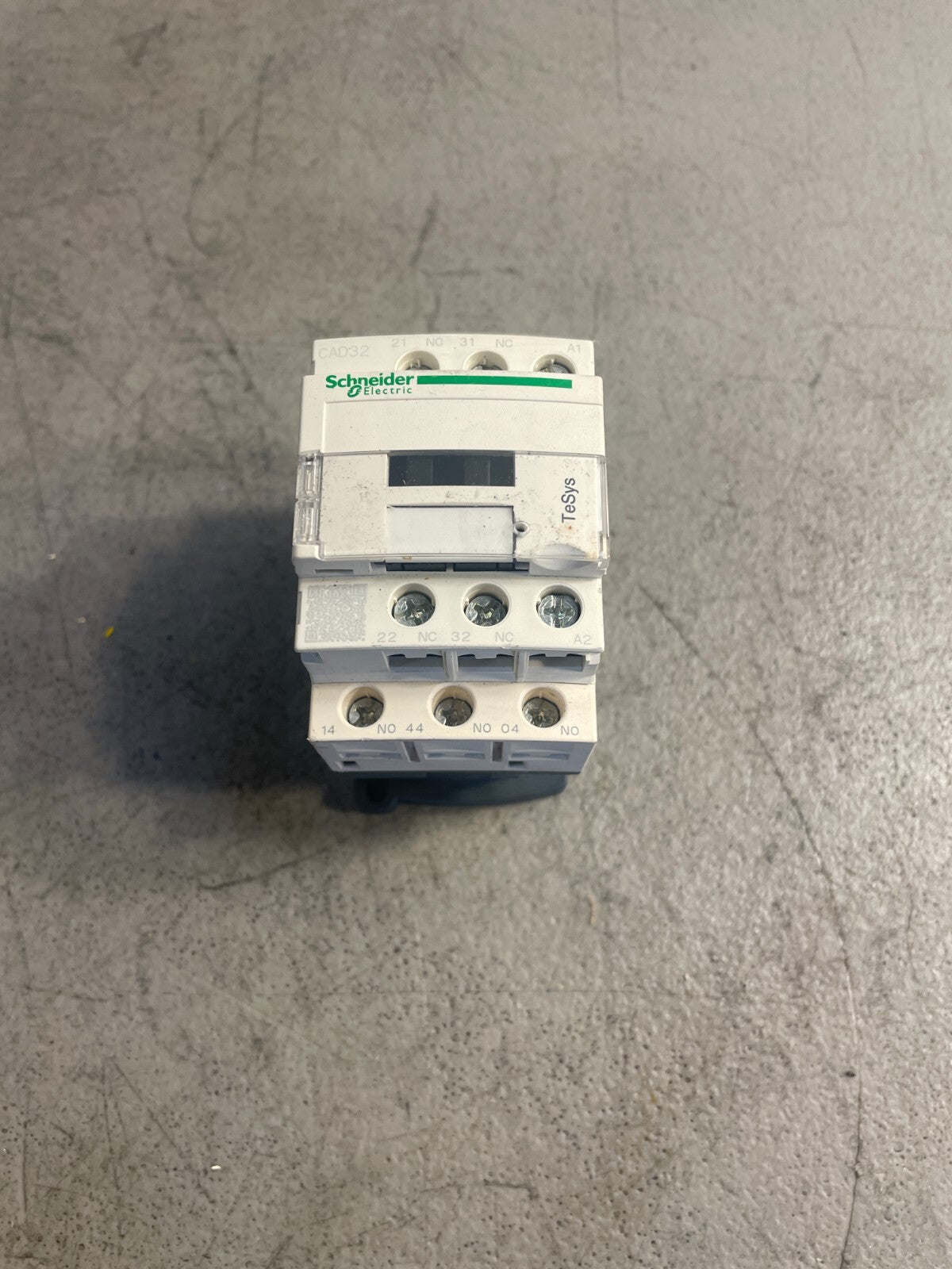 Schneider Electric CAD32 10A, Ui 690V, 50/60Hz, Uimp 6kV Control Relay @1D