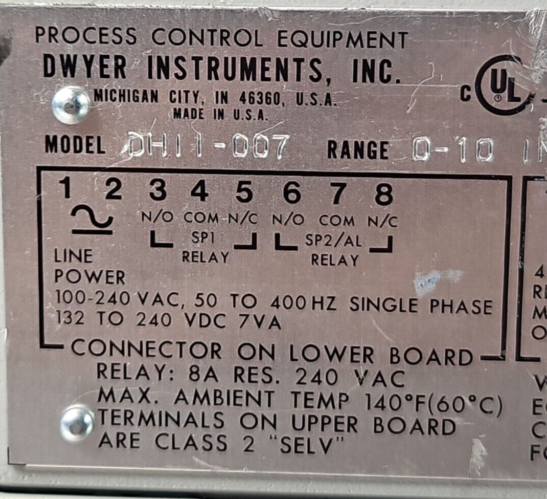 Dwyer Instrument DHI I-007 Digihelic Differential Pressure Controller (BIN4.4.4)
