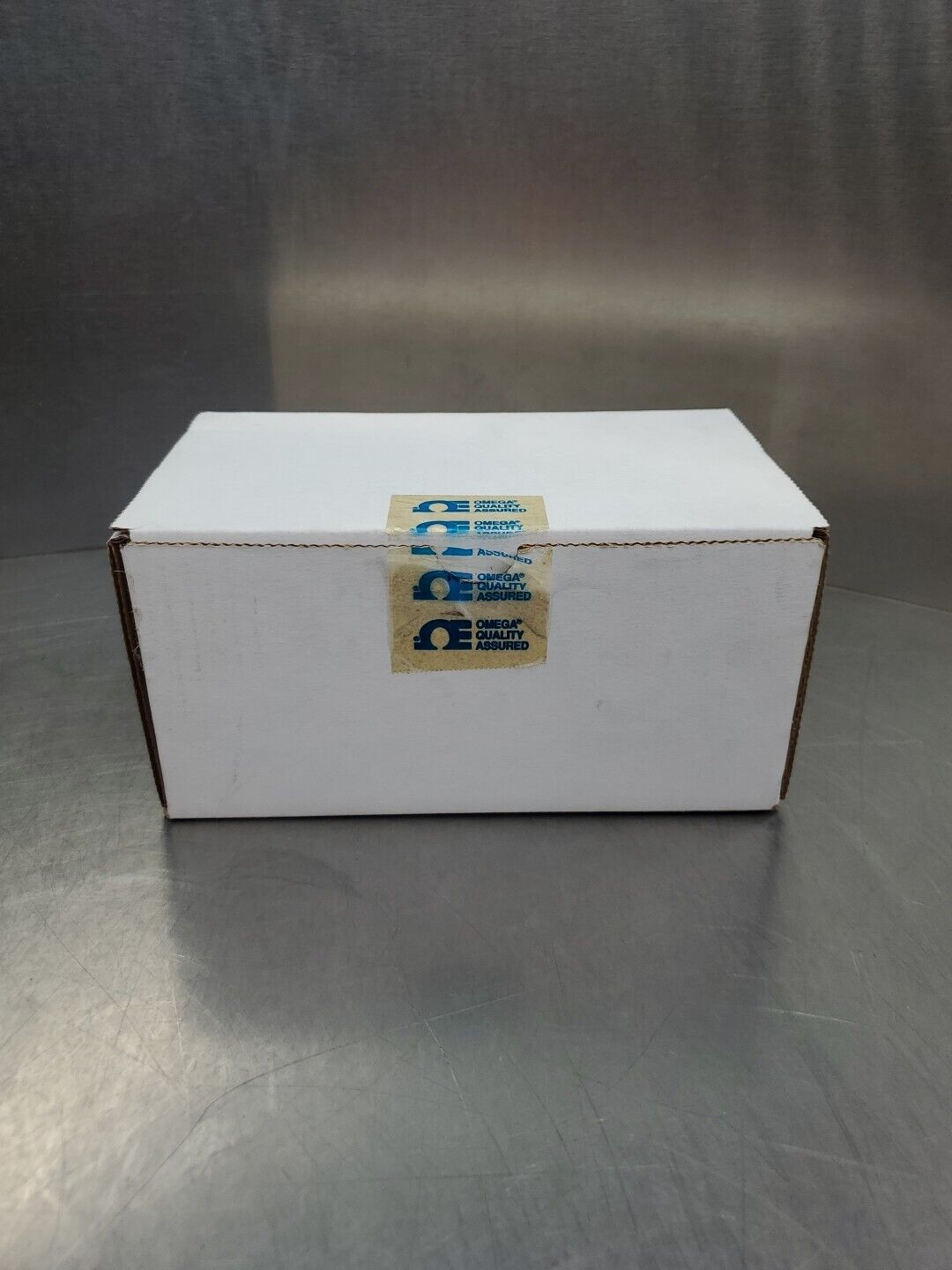 Omega FSW205-PC Flow Transmitter.                                          6D-20