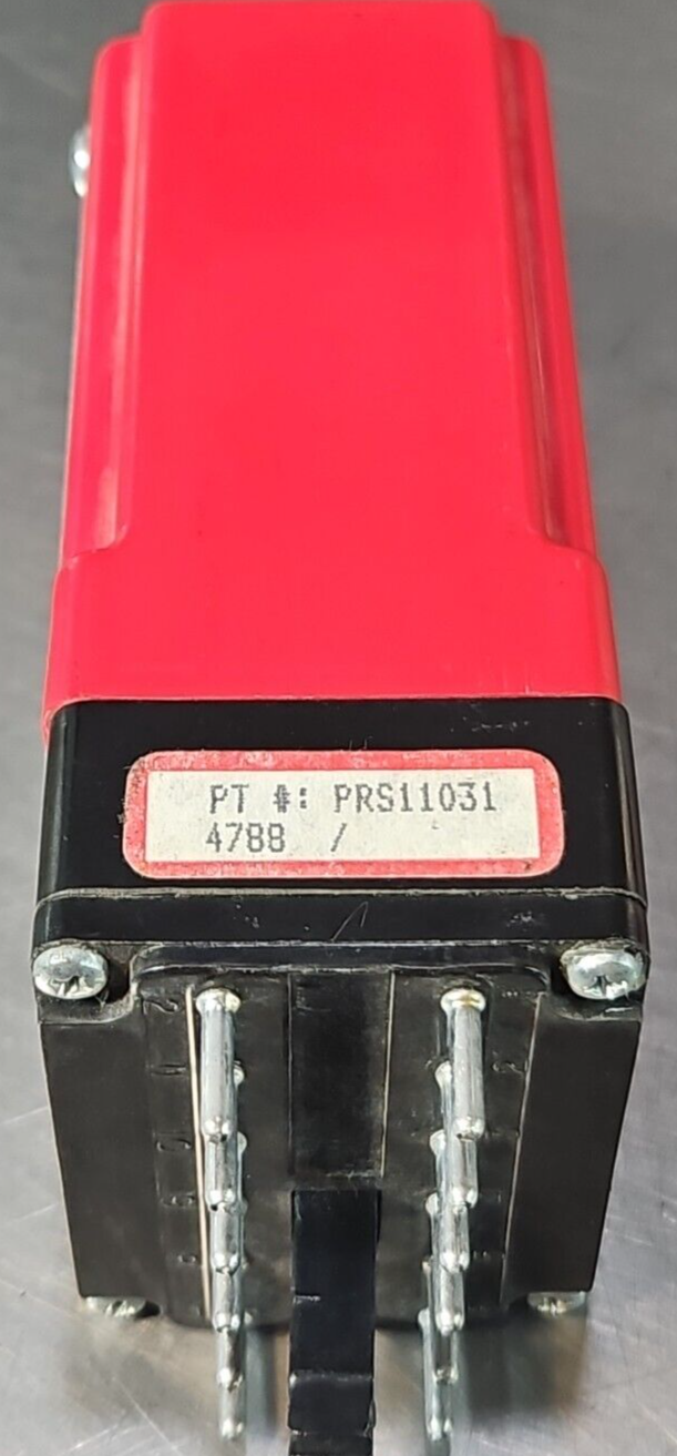 Red Lion Controls PRS1-1031 Plug-In Speed Switch                          loc4C4