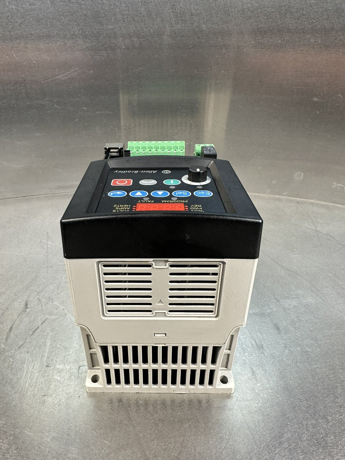 Allen Bradley 22B-D4PON104 PowerFlex40 1.5kW/2.0HP Motor (BIN-1.1.4)