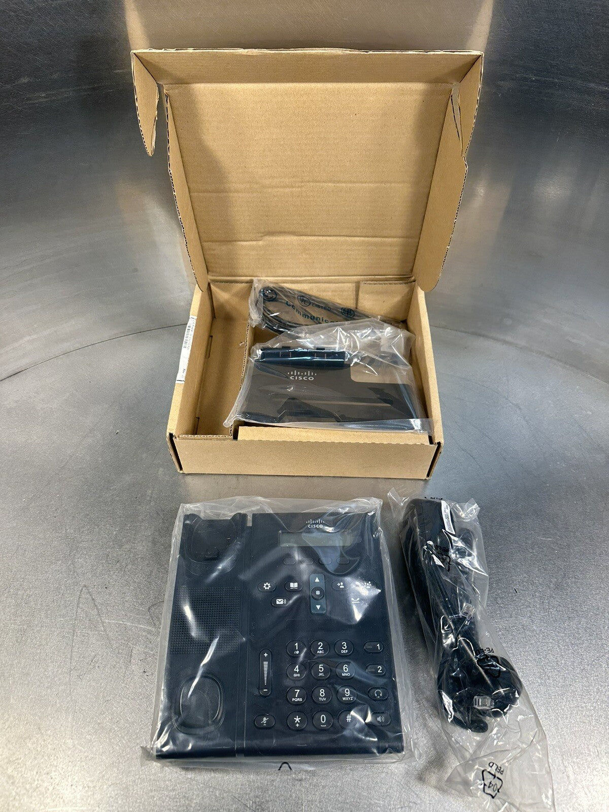 CISCO 6921 IP VOIP Phone CP-6921-C-K9 (BIN-1.2.1)