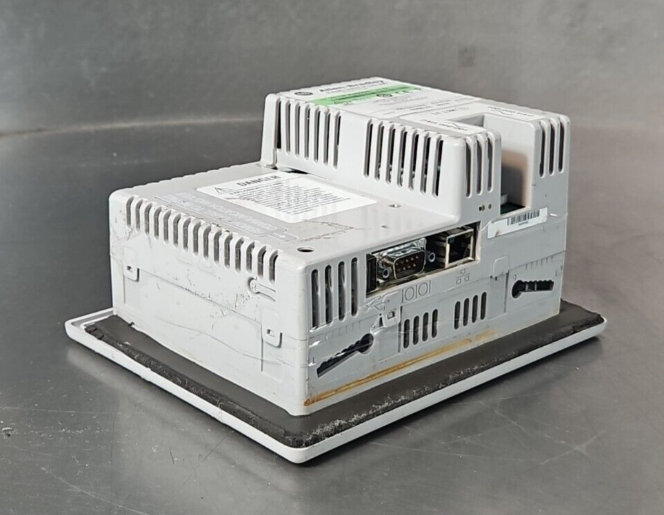 Allen Bradley 2711P-K4M20A Ser D Panel View 100-240VAC 50/60Hz (BIN2.5.4)