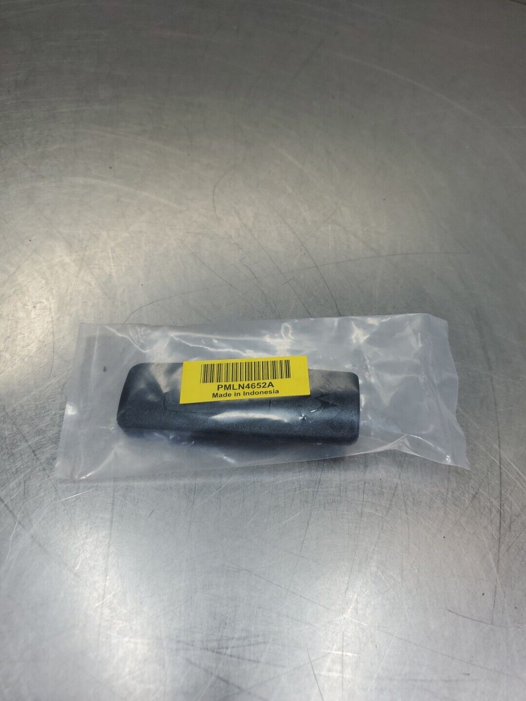 Motorola PMLN4652A Belt Clip.                                              5E-30