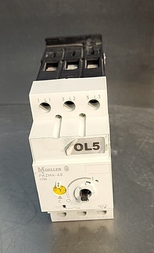 Moeller PKZM4-40 Circuit Breaker 50/60Hz +BK50/3      (BIN3.2.4)